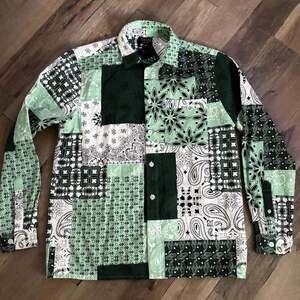 BoohooMAN Patchwork Green Bandana Print NWT Long Sleeve Shirt Green Size M